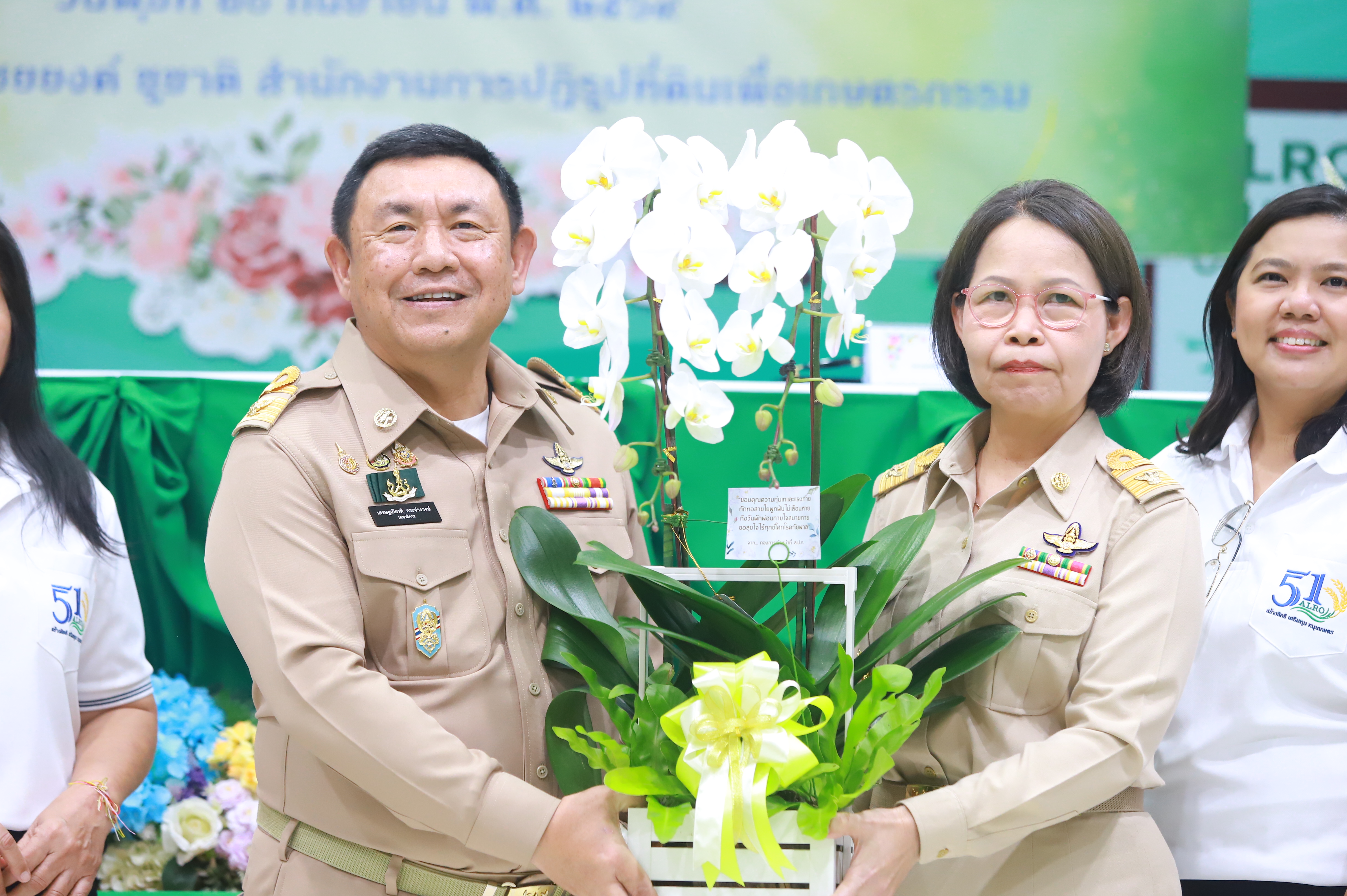 title - ส.ป.ก. จัดพิธีรับ-ส่งงานเลขาธิการฯ อย่างเป็นทางการ สานต่อภารกิจปฏิรูปที่ดินเพื่อเกษตรกรรม 
